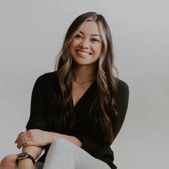 Meet your Posher, Loretta - Picture 1 of 1